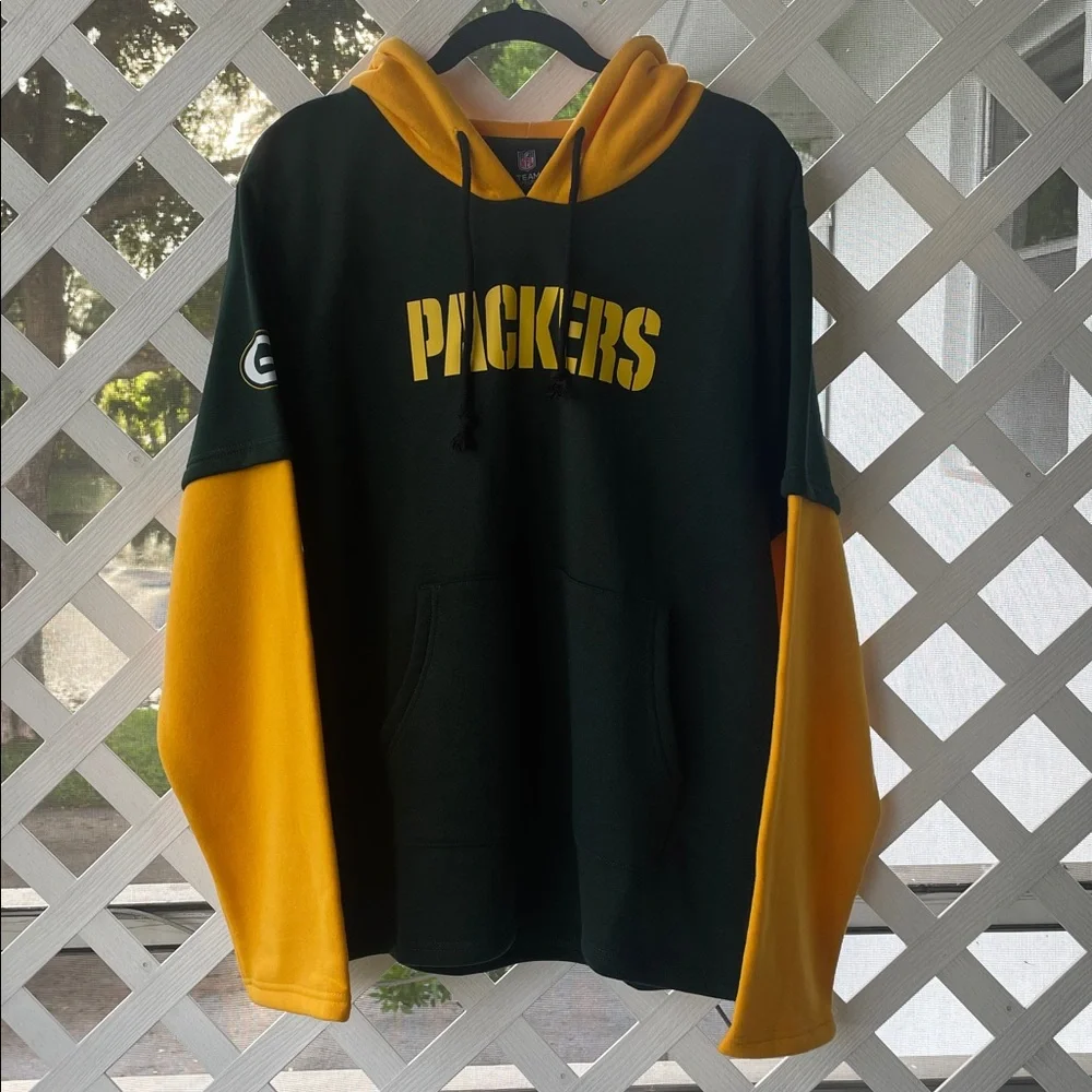FOCO Green Bay Packers Layered-Look Wordmark Hoodie - Picture 3 of 14